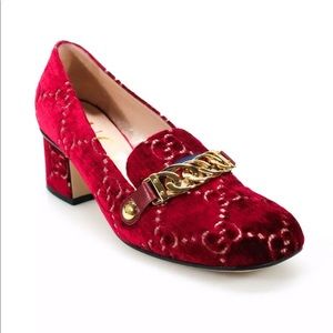 Gucci red velvet loafer pumps 36.5